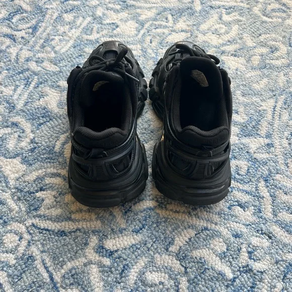 Balenciaga Track 2 Sneakers - Picture 4 of 16